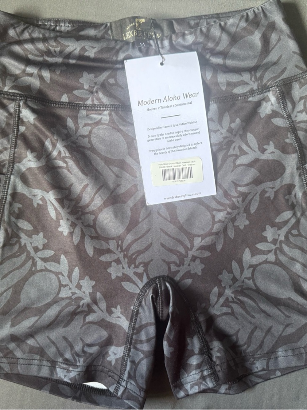Lexxberry Modern Aloha Wear Women's Gray Athletic Shorts